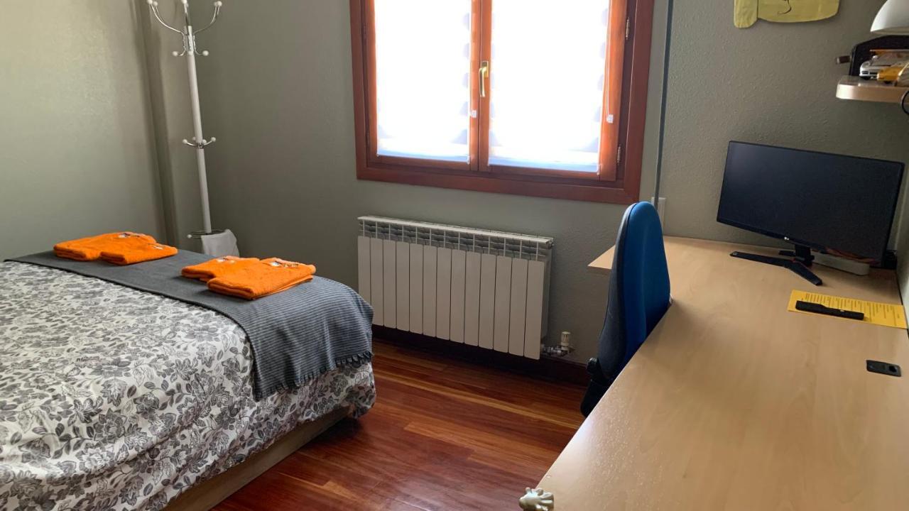 Amezola 2- Habitacion Con Bano Exterior De Uso Privado En Casa Compartida Bilbao Zewnętrze zdjęcie